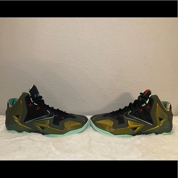 Nike LeBron 11 kings pride - Picture 3 of 3